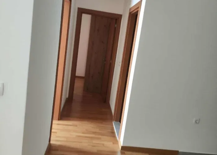 Апартаменти Station - Modern & Cozy